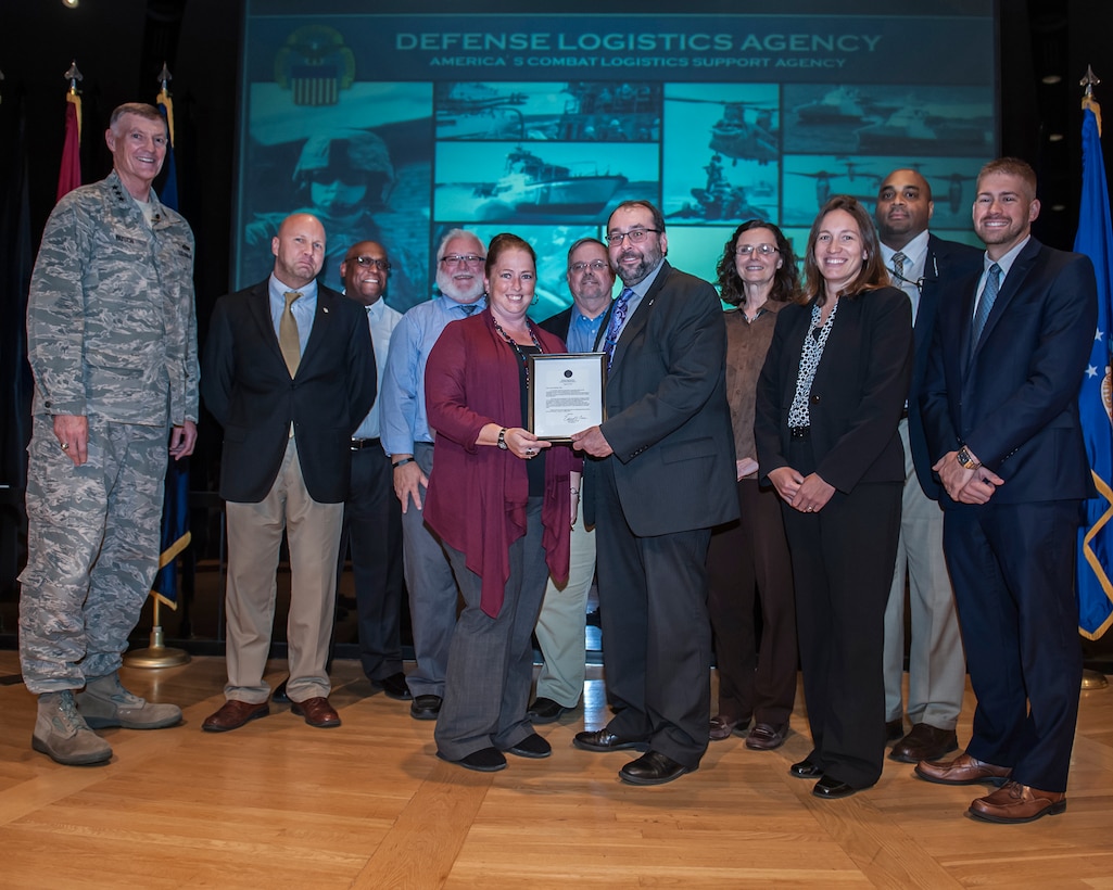Air Force Lt. Gen. Andy Busch, DLA Director, recognized members of Land and Maritime’s Audit Readiness Team Oct. 29 during a Town Hall in the Building 20 Auditorium. Busch was on Defense Supply Center Columbus to receive Land and Maritime’s Annual Operating Plan.