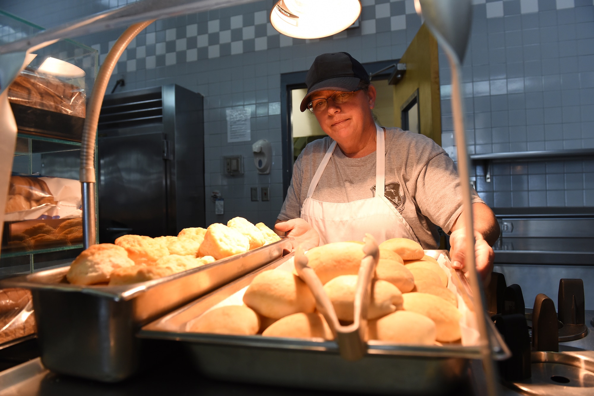 MCGHEE TYSON AIR NATIONAL GUARD BASE, Tenn. - Fresh rolls are placed out on the lunchline here, Nov. 10, 2015, at the Rocky Top Dining Facility. (U.S. Air National Guard photo by Master Sgt. Mike R. Smith/Released)