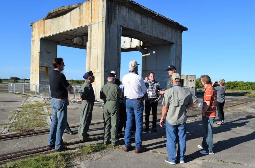 Jim Hale of the 45th Space Wing Public Affairs office talks to San Antonio employers during a tour of the launch pad of Apollo 1 on Nov. 12, 2015 at Cape Canaveral Air Force Station, Florida. The Apollo crew, made up of Virgil “Guss” Grissom, Edward H. White II, and Roger B. Chaffee, lost their lives at the site on Jan. 27, 1967 in a cabin fire during a launch rehearsal. The Cape Canaveral Air Force Station tour was part of the 433rd Airlift Wing’s 2015 Employer Support of the Guard and Reserve Boss Lift. (U.S. Air Force photo/Tech. Sgt. Lindsey Maurice)