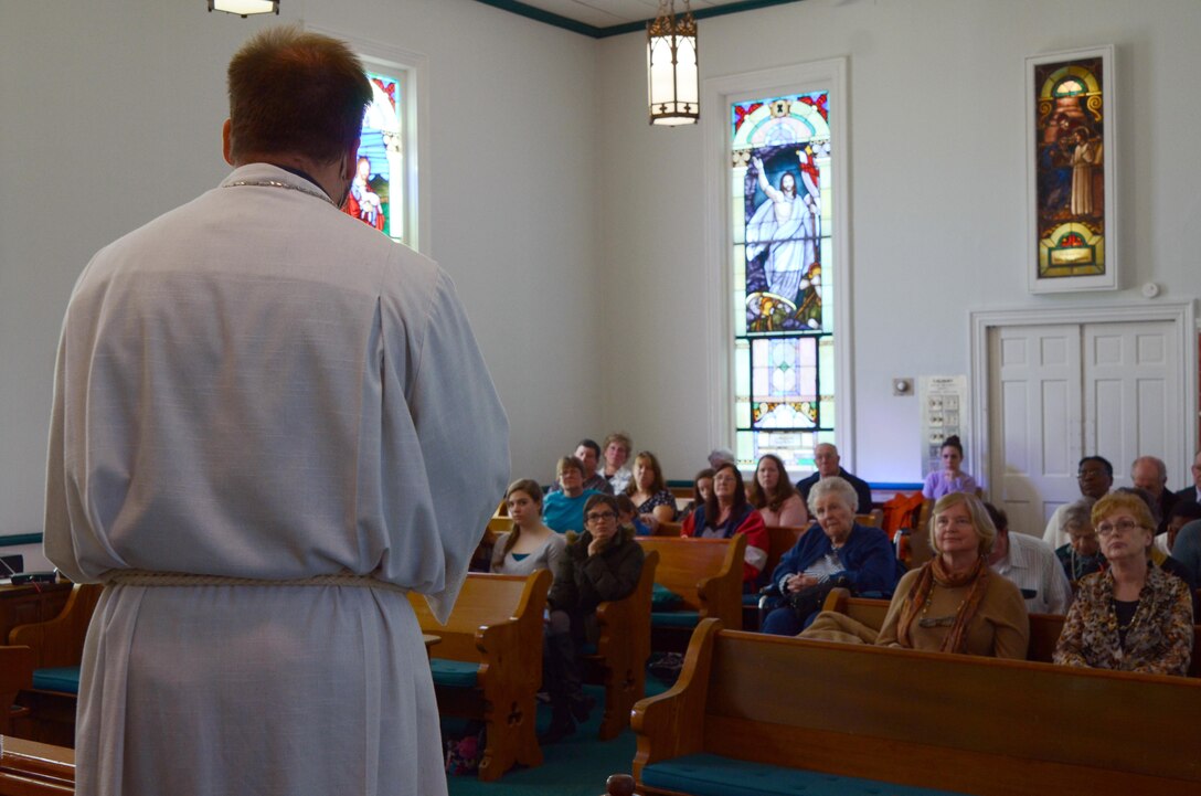 Pastor Stephen Woolverton preaches to the parishioners of Calvary United Methodist Church in Marydel, Md., on Nov. 8, 2015.