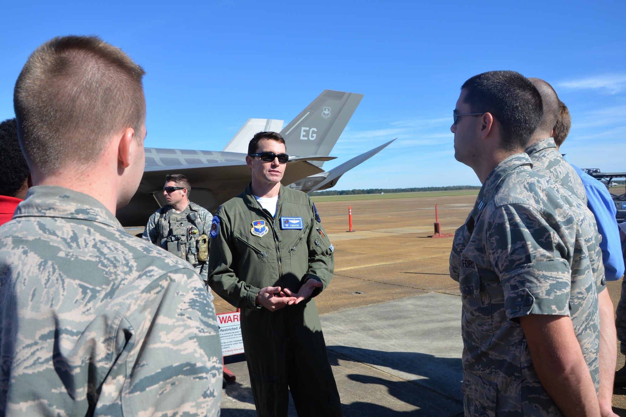 Lt. Col. Dan Hingley, 33rd Fighter Wing Chief of Safety and 58th Fighter Squadron Instructor Pilot from Eglin Air Force Base, Florida, talks with Mississippi State University ROTC students Nov. 13 at Columbus AFB, Mississippi. The MSU ROTC students toured the base to learn about the operational Air Force and various careers available to them as future Airmen. (U.S. Air Force photo/2nd Lt. Lauren Woods)