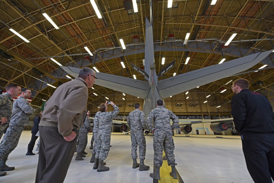 Personnel with the 92nd Comptroller Squadron view the boom on a KC-135 Stratotanker during a tour Nov. 19, 2015, at Fairchild Air Force Base, Wash. In-flight refueling specialists, often referred to as ‘boomers,’ lay in the boom pod in the back of a KC-135 to transfer thousands of gallons of fuel to other aircraft while upwards of 20,000 feet in the air. (U.S. Air Force photo/Airman 1st Class Mackenzie Richardson)