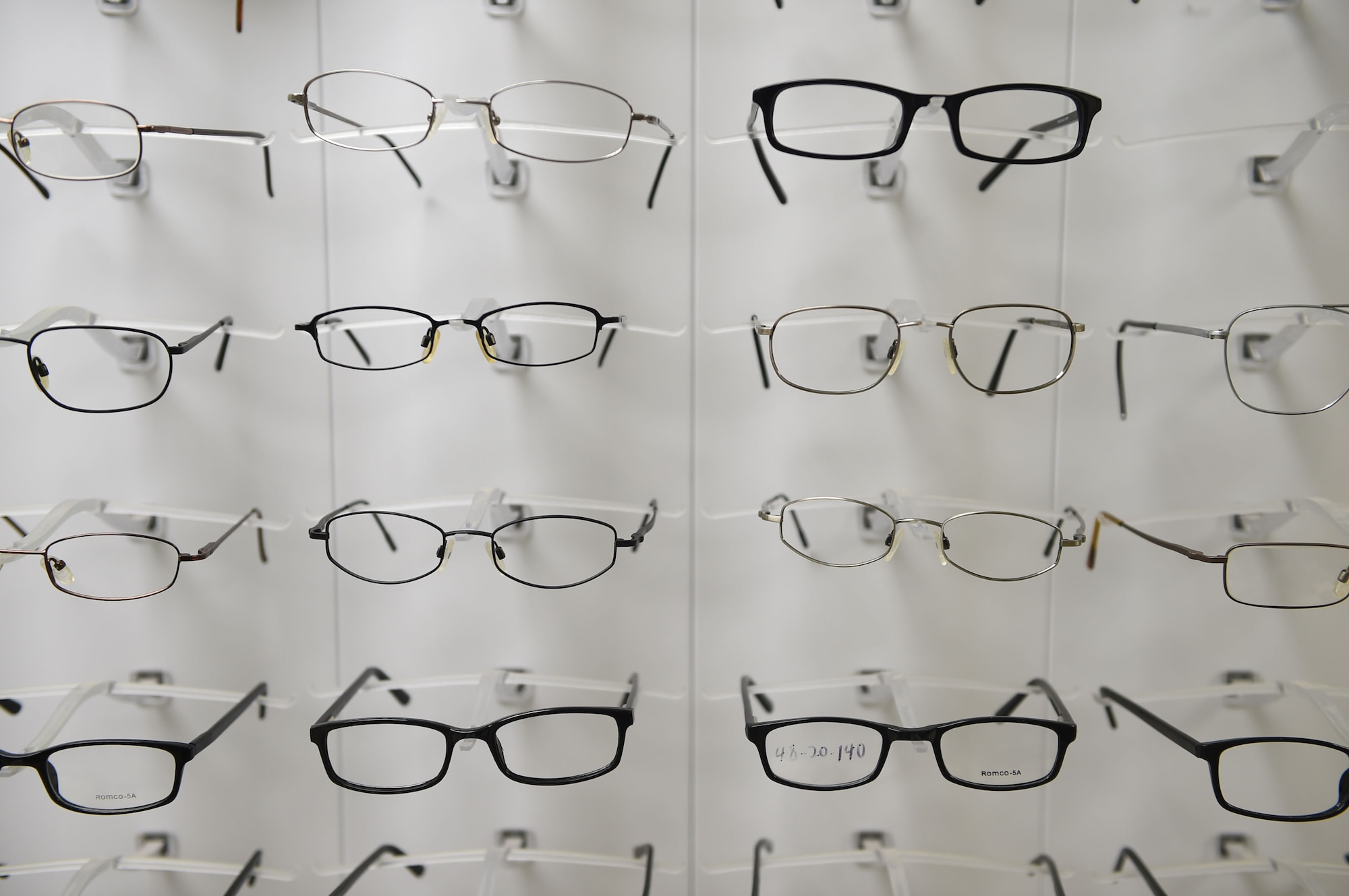 Military clearance glasses frames
