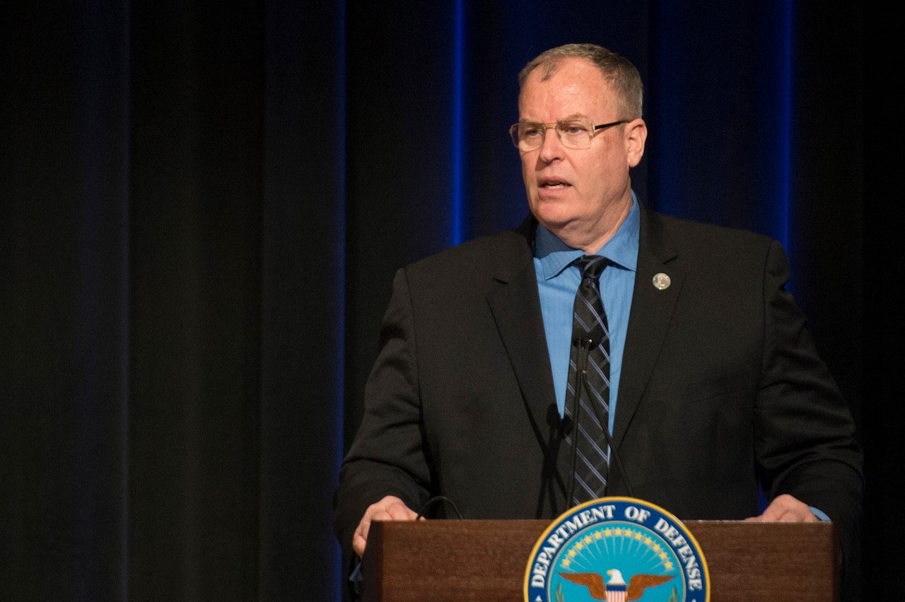 Deputy Defense Secretary Bob Work is on his way to Halifax, Nova Scotia, to attend the annual Halifax International Security Forum on Nov. 20. He will participate in plenary panel whose title is, “Cooperate, Contain or Conquer: Prioritizing Strategy 70 Years On.” In this photo, Work delivers remarks during the Defense Department David O. Cooke Excellence in Public Administration and Distinguished Civilian Service Awards Ceremony at the Pentagon on Oct. 8, 2015. DoD photo by Air Force Senior Master Sgt. Adrian Cadiz