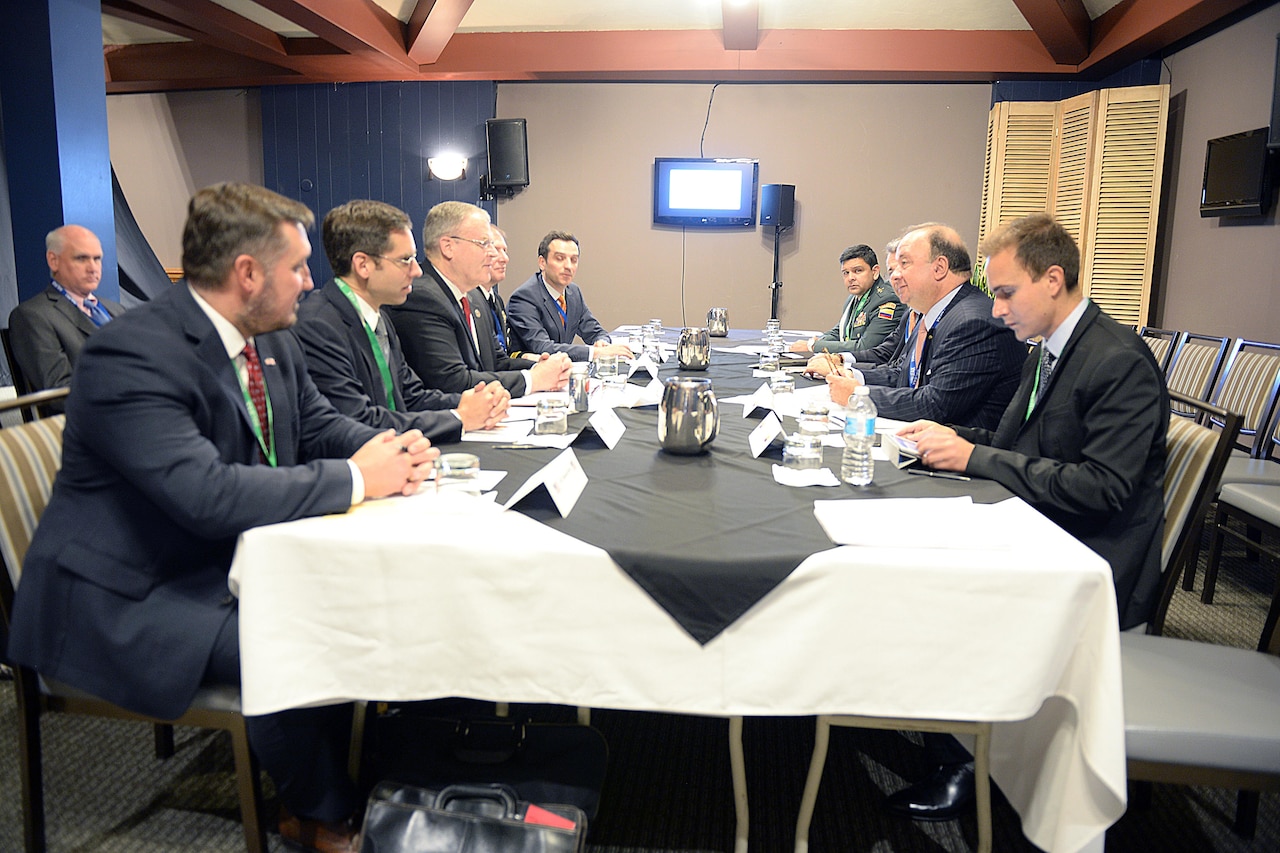 Deputy Defense Secretary Bob Work meets with Colombian Minister of National Defense Luis Carlos Villegas at the Halifax International Security Forum, Nov. 20, 2015. DoD photo by U.S. Army Sgt. 1st Class Clydell Kinchen
