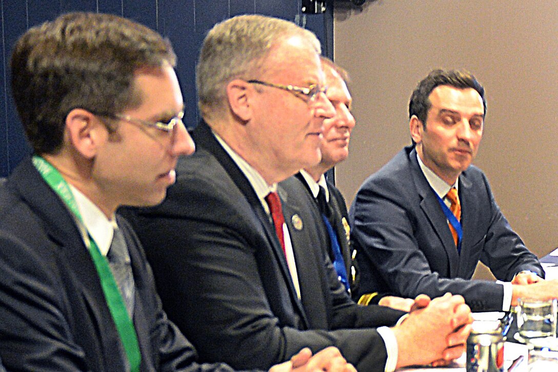 Deputy Defense Secretary Bob Work meets with Colombian Minister of National Defense Luis Carlos Villegas at the Halifax International Security Forum on November 20, 2015. DoD photo by U.S. Army Sgt. 1st Class Clydell Kinchen
