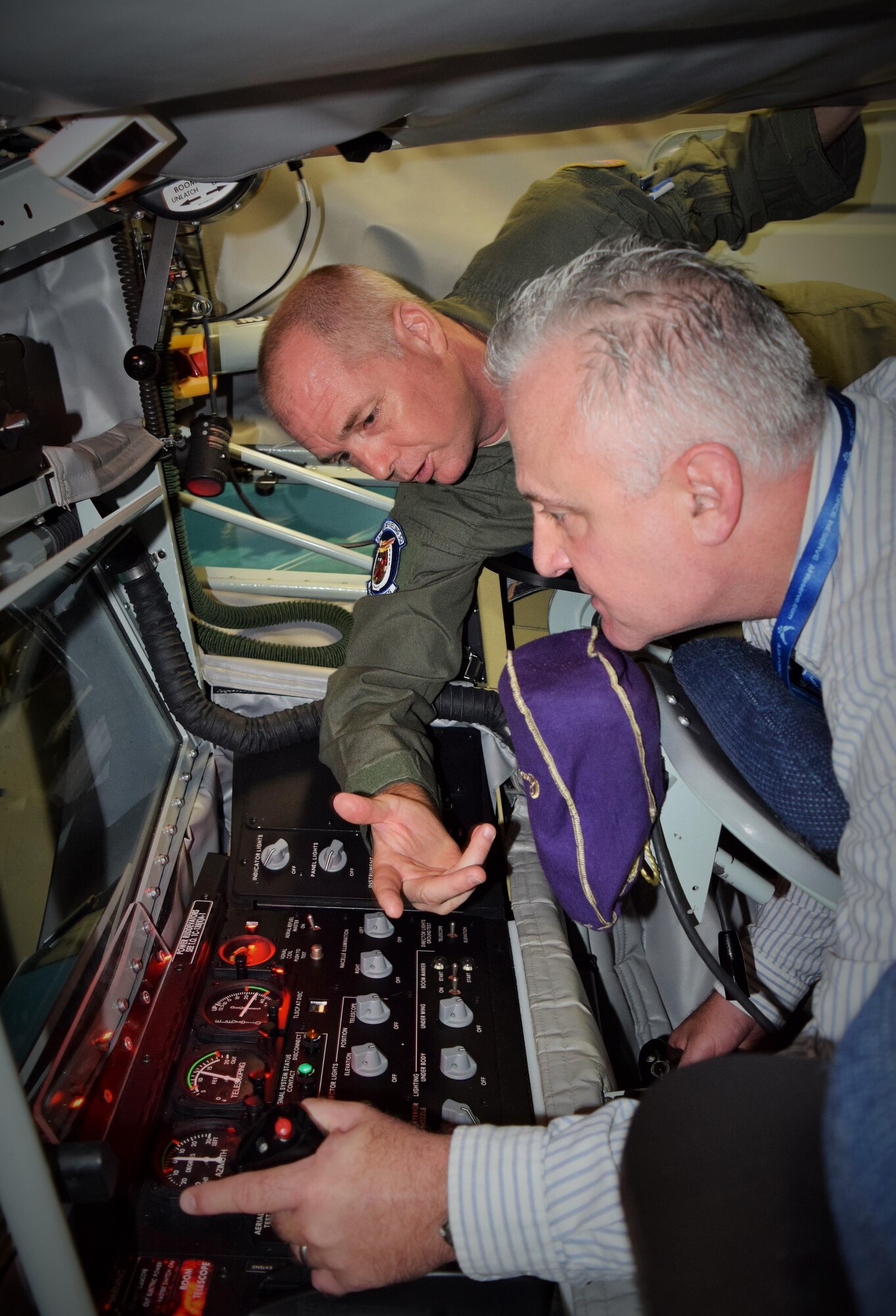 Master Sgt. John E. Pollen, 63rd Air Refueling Squadron, instructs Gregory Gorddard employer on the KC-135 boom simulation system Nov. 13, 2015 at MacDill Air Force Base, Florida, during the 433rd Airlift Wing’s 2015 Employer Support of the Guard and Reserve Boss Lift. Airmen within the 433rd AW nominated their employers for the tour as a way to thank them for their support and give them insight into the U.S. Air Force Reserve mission. (U.S. Air Force photo/Tech. Sgt. Lindsey Maurice) 