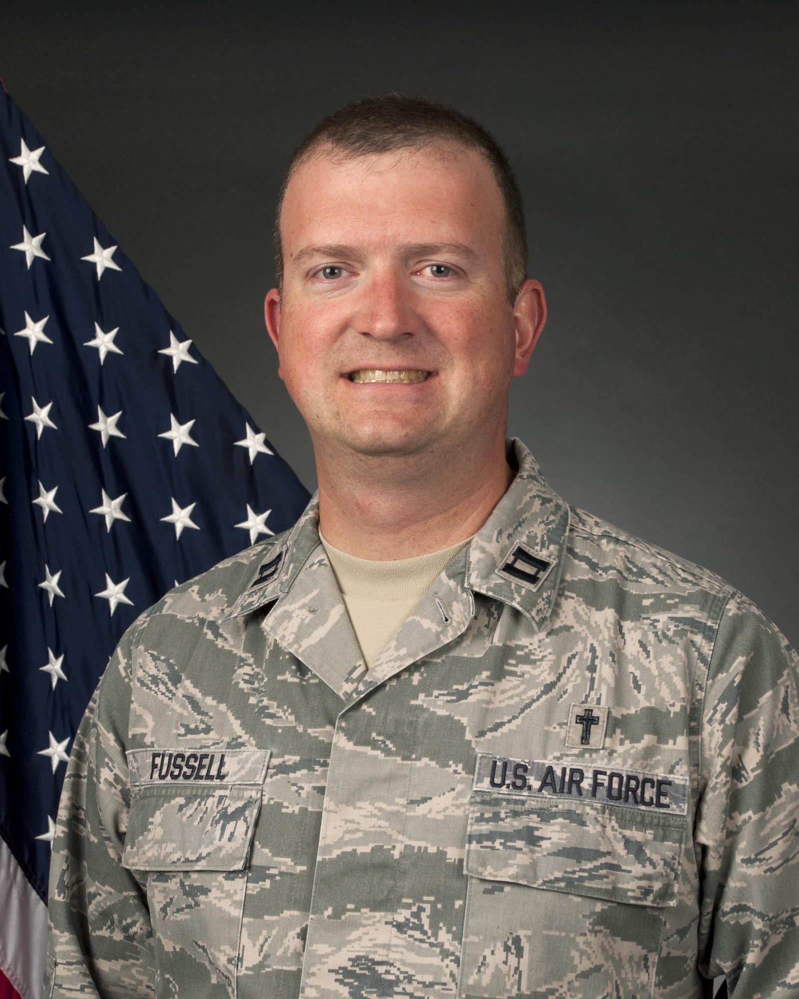 An official photo of Chaplain (Capt.) Thomas
Fussell, 90th Missile Wing chaplain. Fussell and a 90th MW Honor Guard
detail helped an 18-wheeler driver who rolled his truck on its side on U.S.
Route 287 in central Wyoming Nov. 18, 2015. 
