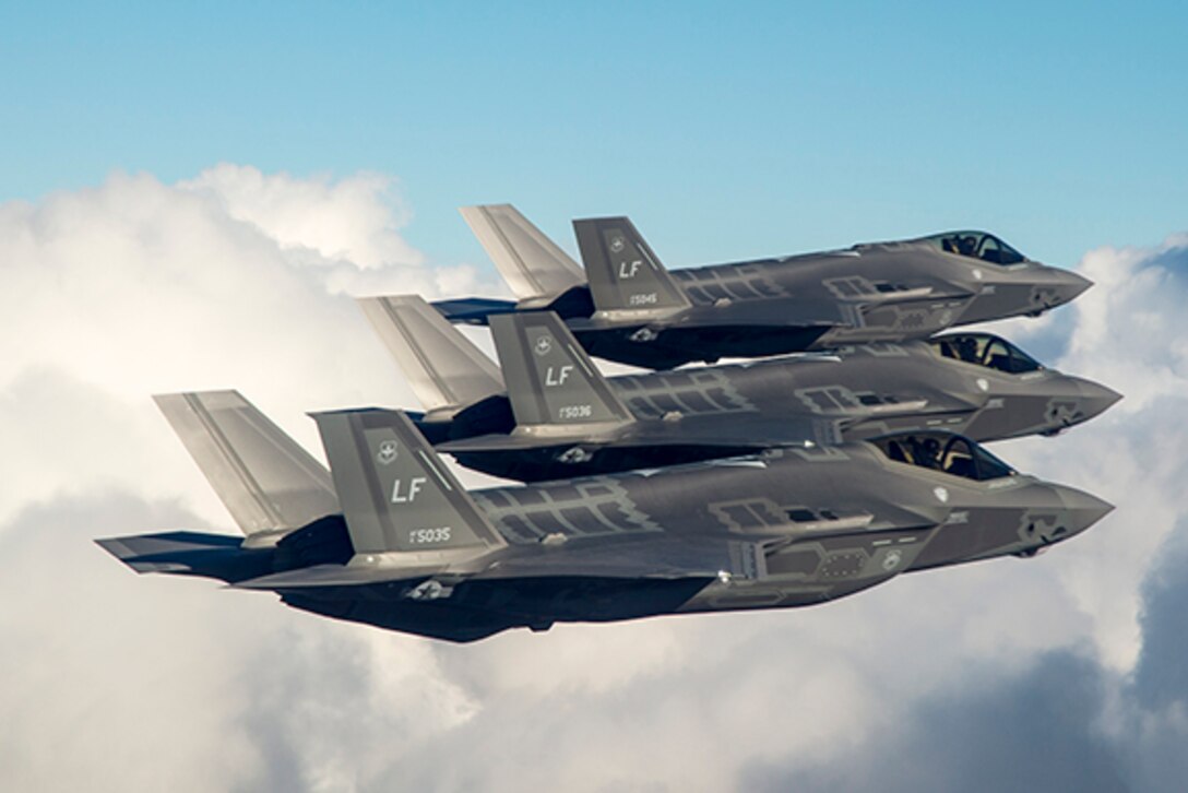 Luke AFB F-35s