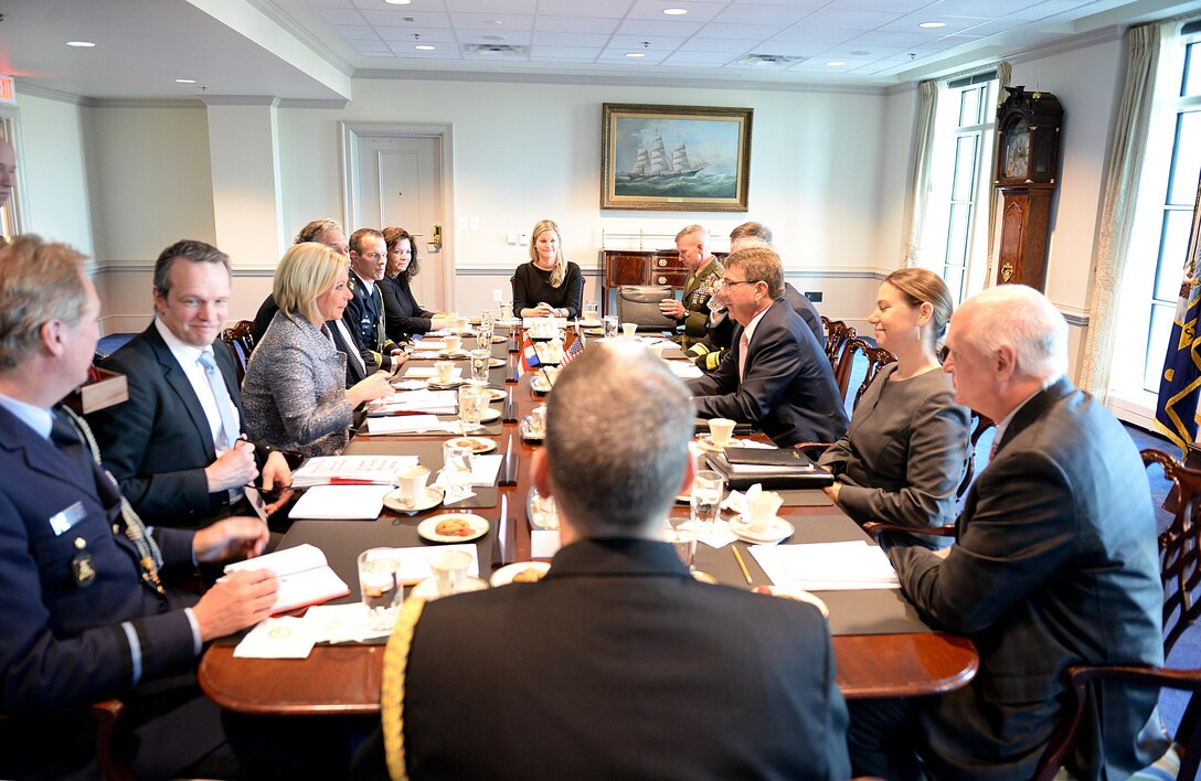 U.S. Defense Secretary Ash Carter, right center, meets with Dutch Defense Minister Jeanine Hennis-Plasschaert, left center, at the Pentagon, Nov. 23, 2015. DoD photo by Army Sgt. First Class Clydell Kinchen