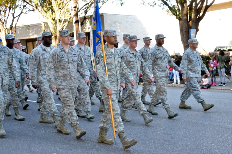 Is veterans day a holiday in kentucky