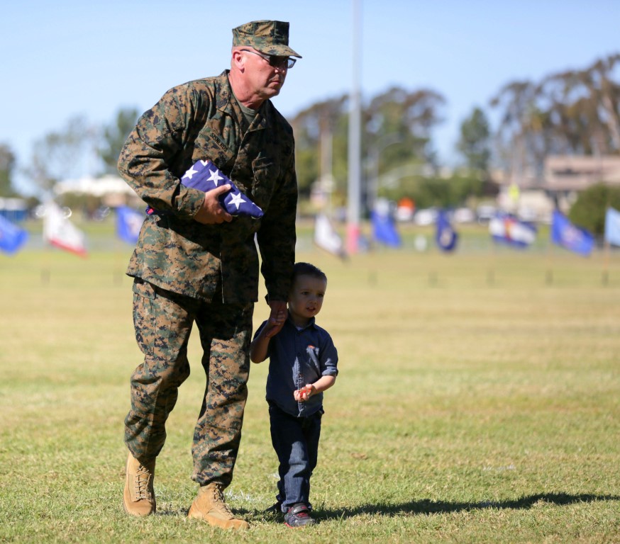 Passing Of The Sword Sgt Maj Sisneros Retires After 30 Years