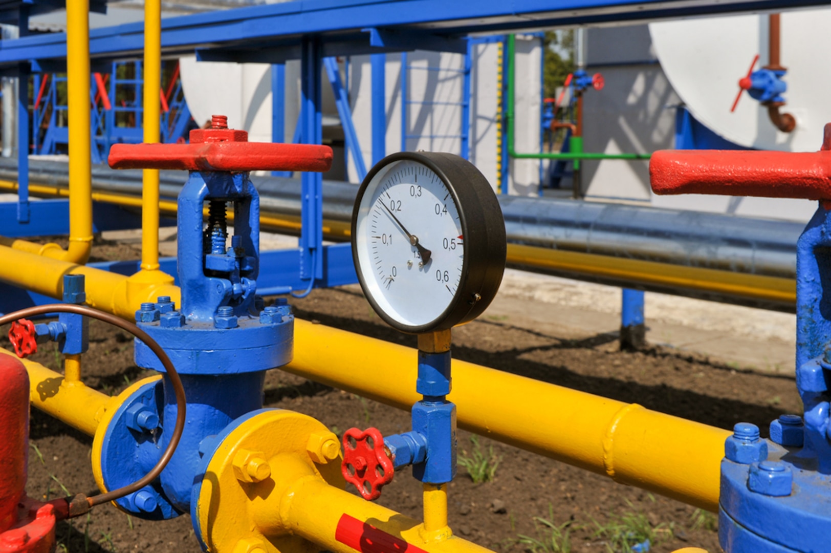 Altus Air Force Base, Oklahoma, and DLA Susquehanna, Pennsylvania, are the newest customers to the Direct Supply Natural Gas Program, represented by this natural gas pressure meter at another location.