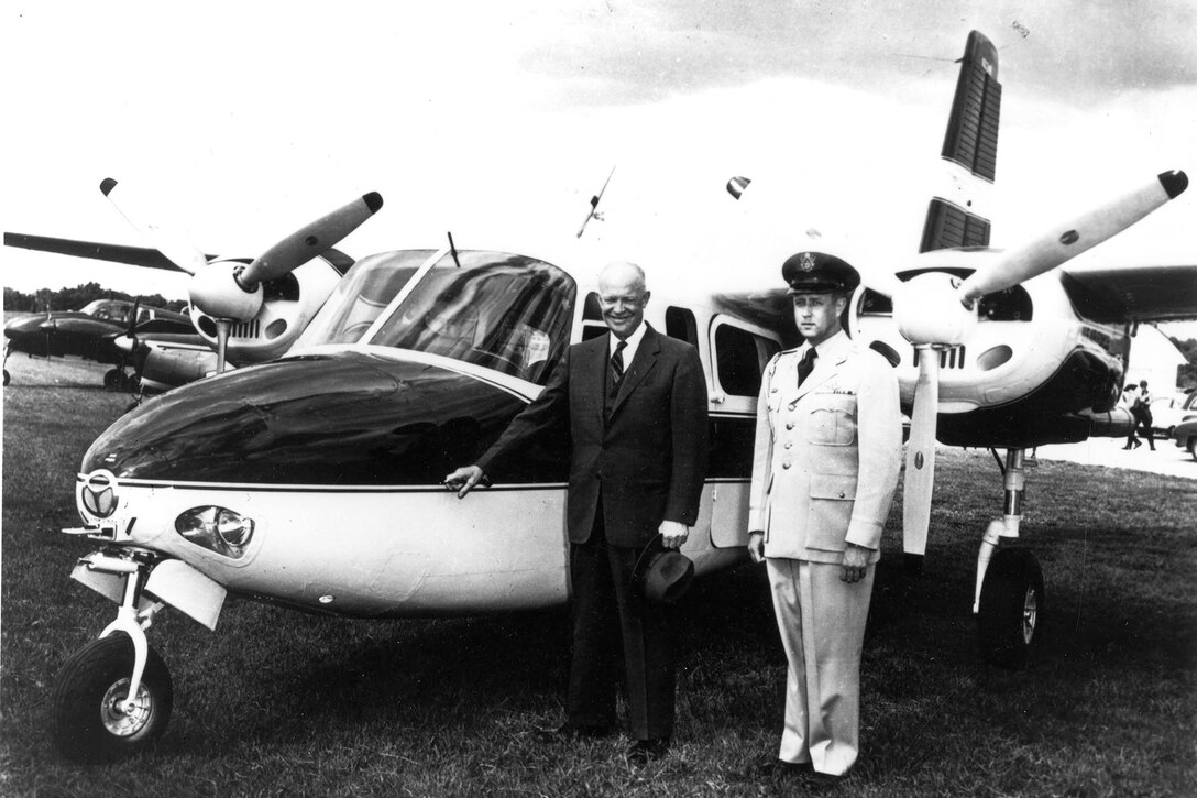 President Eisenhower and his presidential pilot, Col. William G. Draper, with the U-4B Aero Commander. (U.S. Air Force photo)