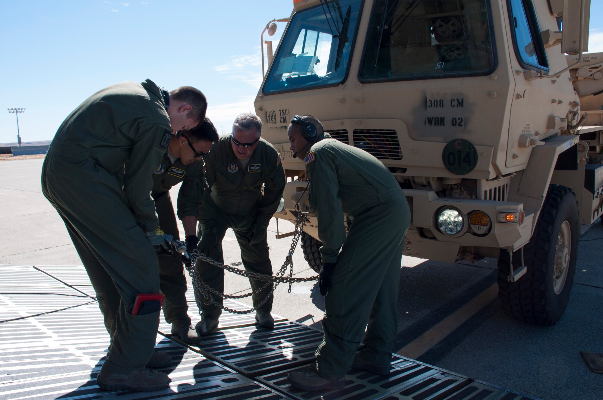 TRAVIS AIR FORCE BASE, Calif. -- Citizen AIrmen and Citizen Soldiers sharpened their skills during the 349th Air Mobility Wing's latest Air Force Specialty Code training weekend Sept. 26, 2015 at Travis Air Force Base, Calif. Held periodically throughout the year, AFSC training weekends provide Reservists hands-on qualification and proficiency training. (U.S. Air Force photo/Master Sgt. Rachel Martinez/Released)
