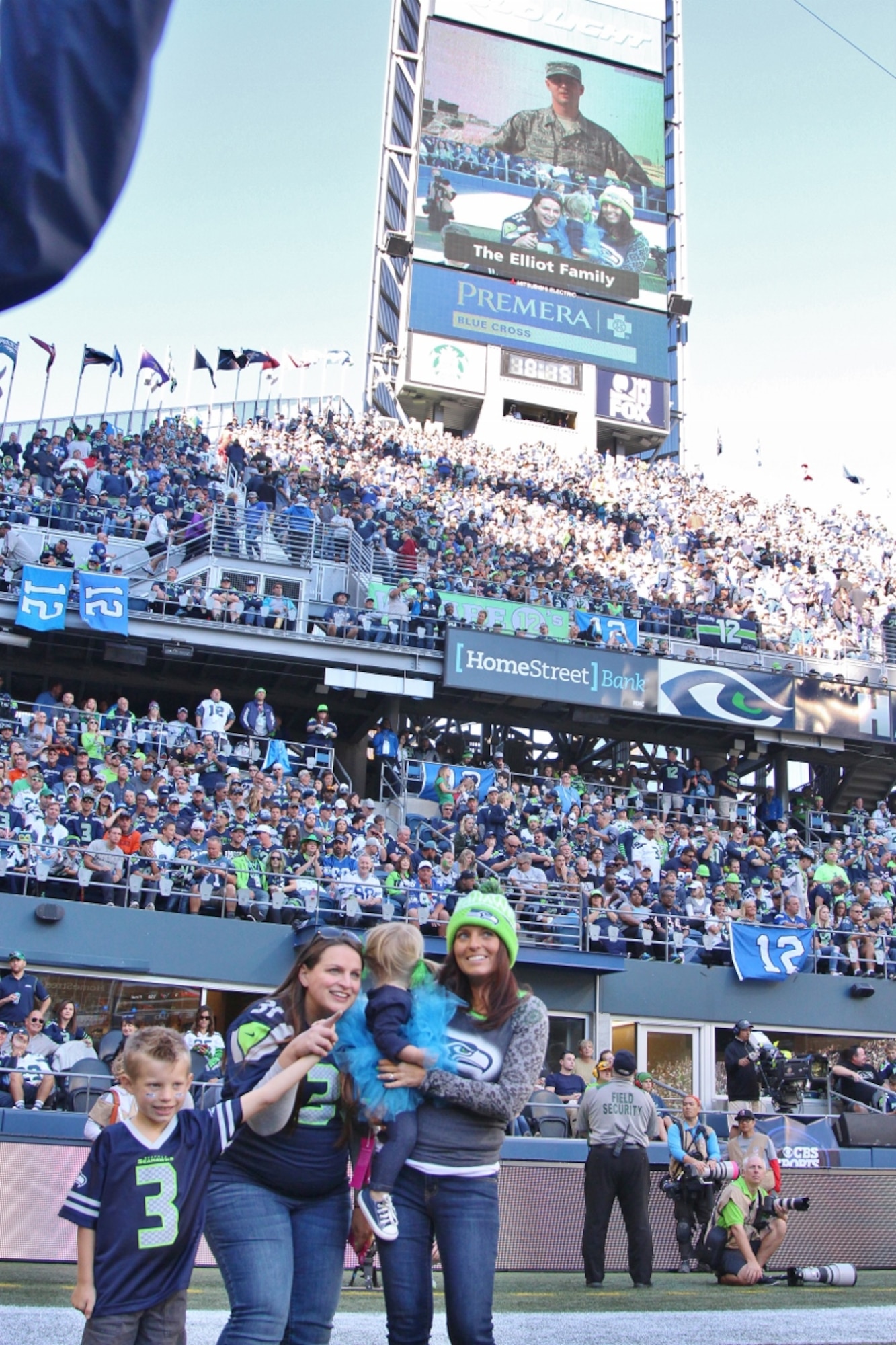 Team McChord family welcomed at Seattle Seahawks homecoming game > Team  McChord > Article Display