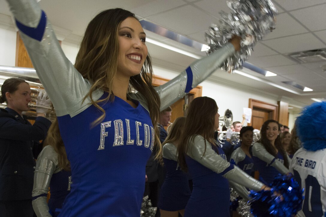 U.S. Air Force Academy cheerleaders and band members conduct a pep rally at the Pentagon, Oct. 2, 2015. DoD photo by U.S. Air Force Senior Master Sgt. Adrian Cadiz