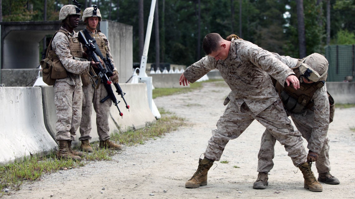 2nd LAAD Bn. takes control of MOUT town > United States Marine Corps ...