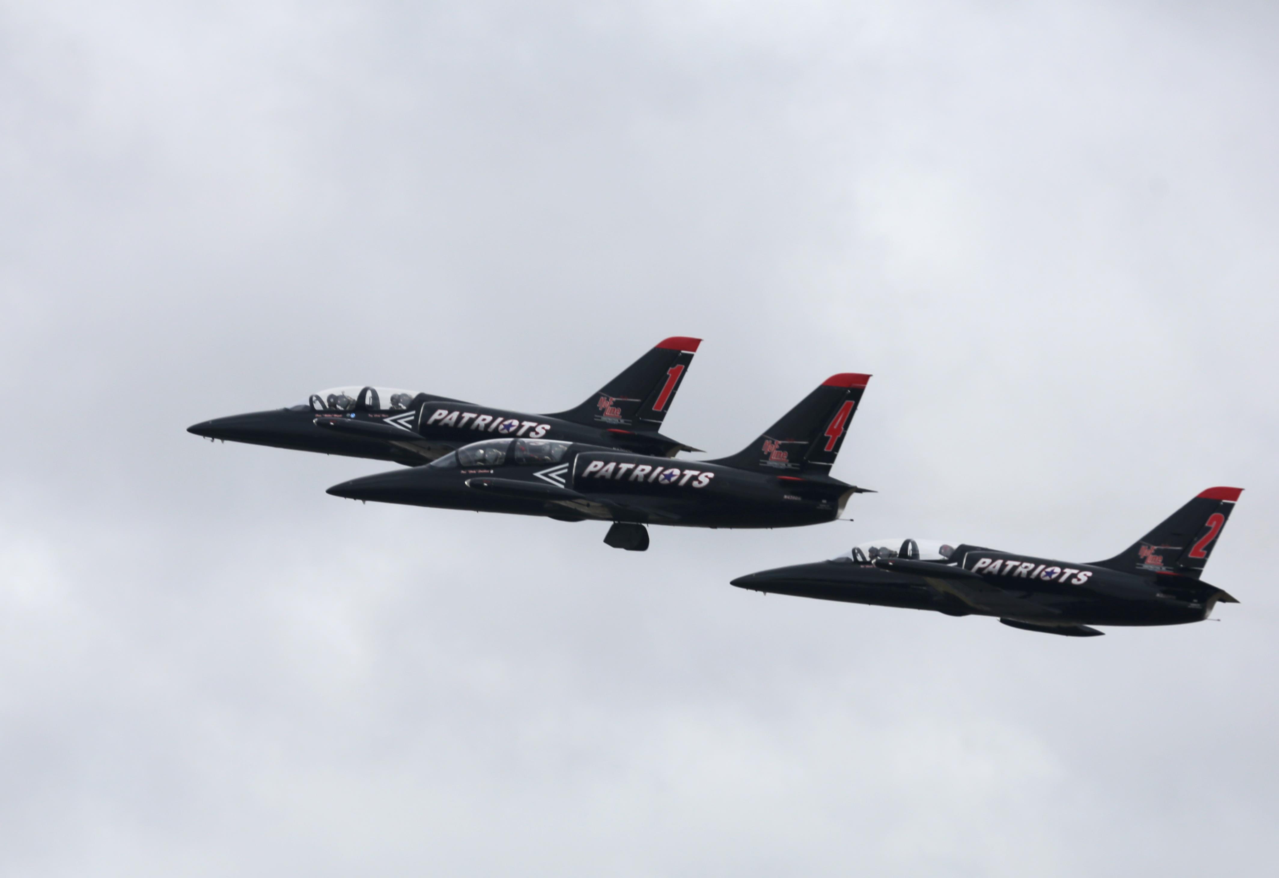 Patriots Fly The Skies Of 2015 Mcas Miramar Air Show