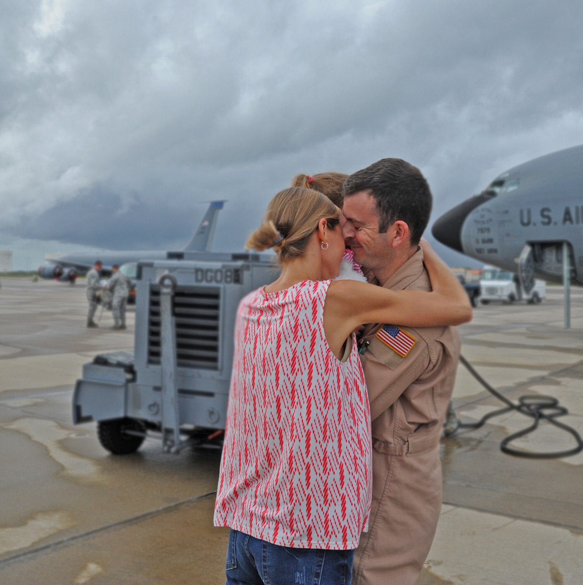 At the close of the October Unit Training Assembly, family and friends gathered to welcome home the latest group of 927 ARW redeployers. The reservists deployed to an undisclosed location and included both KC-135 Stratotanker aircrew and an element of aircraft maintainers. (U.S. Air Force Photo/Tech. Sgt. Peter Dean)