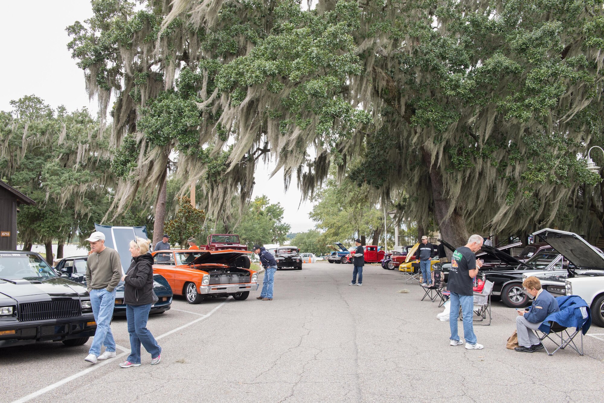Antique vehicles are lined up at the marina park during the Cruisin’ Keesler 12th Annual Car Show Oct. 3, 2015, Keesler Air Force Base, Miss. There were over 115 classic car, truck, bike, and hot rod entries and over 40 awards presented. (U.S. Air Force photo by Marie Floyd)