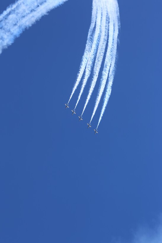 The U.S. Navy Blue Angels perform at the 2015 MCAS Miramar Air Show aboard Marine Corps Air Station Miramar, Calif., Oct. 2. The Blue Angels show audiences around the world the capabilities of the armed forces’ aircraft. (U.S. Marine Corps photo by Cpl. Alissa P. Schuning/Released)