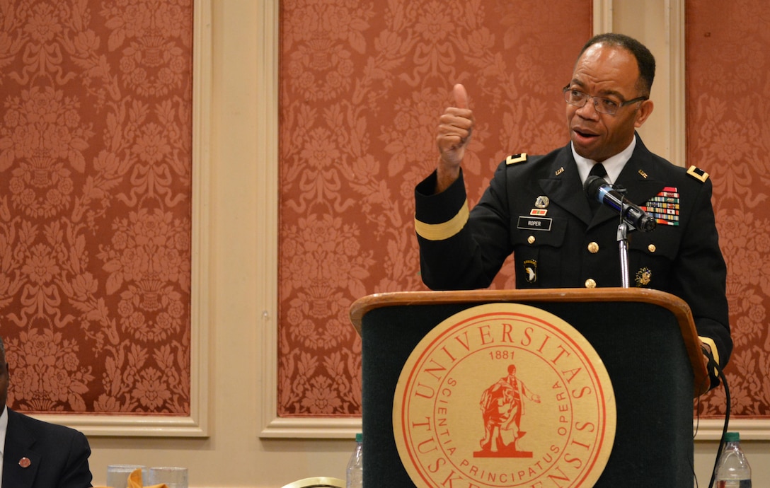 Maj. Gen. A. C. Roper addresses the Booker T. Washington Centennial Awards Leadership Banquet at Tuskegee University, Tuskegee, Ala., Sept. 24, 2015. The topic of Roper’s speech was “Applying the Principles of Public Service to Leadership in Business and Community.” The Banquet marked the culmination of the Booker T. Washington Economic Development Summit.