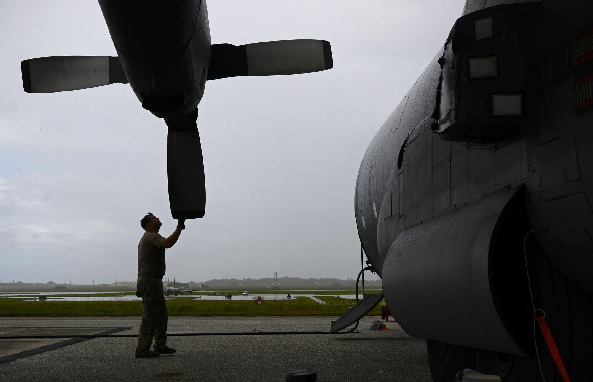A KC-135 Stratotanker crew refuels an MC-130H Combat Talon II during an exercise Sept. 19, 2015, over the Pacific Ocean. The MC-130H was part of a dissimilar formation with an MC-130J that completed a Maritime Craft Aerial Delivery System airdrop.  This was the first time an MC-130J Commando II completed the MCADS airdrop in the Pacific.  (U.S. Air Force photo by Airman 1st Class Alexa Ann Henderson)