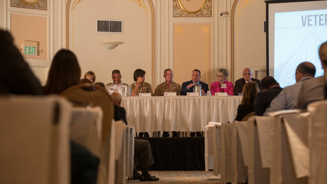 Attendees of the Veteran Employment Summit discuss veteran transitions to civilian life at the Marines’ Memorial Club and Hotel Oct. 6, 2015 as part of Fleet Week San Francisco 2015 in San Francisco. Military.com and Vets in Tech sponsored the Summit to showcase the opportunities available to military members after they leave the military.