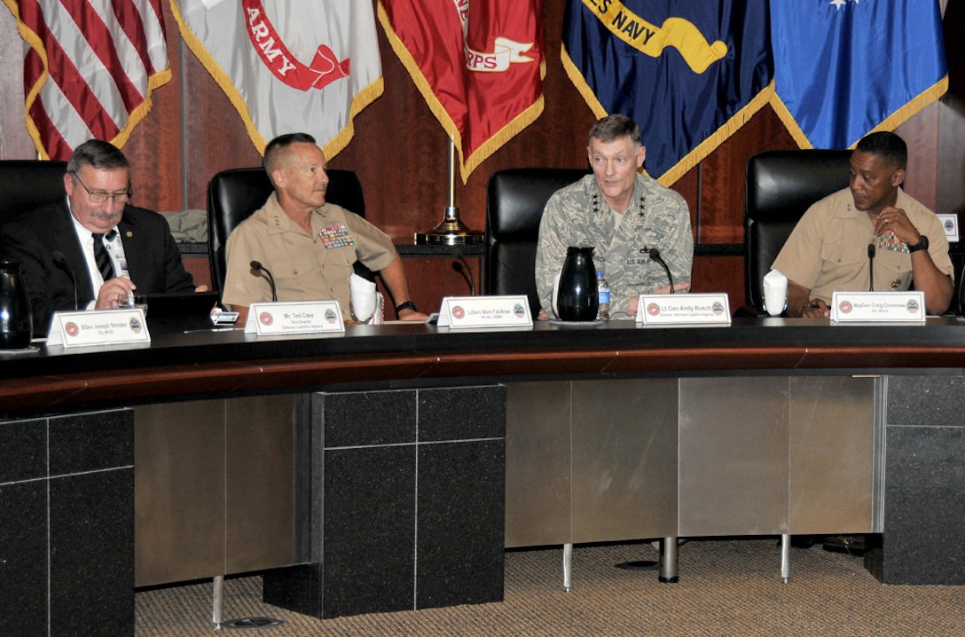 Senior DLA and the Marine Corps officials discuss topics of mutual interest during the annual Marine Corps-DLA Day June 9 at the McNamara Headquarters Complex. 