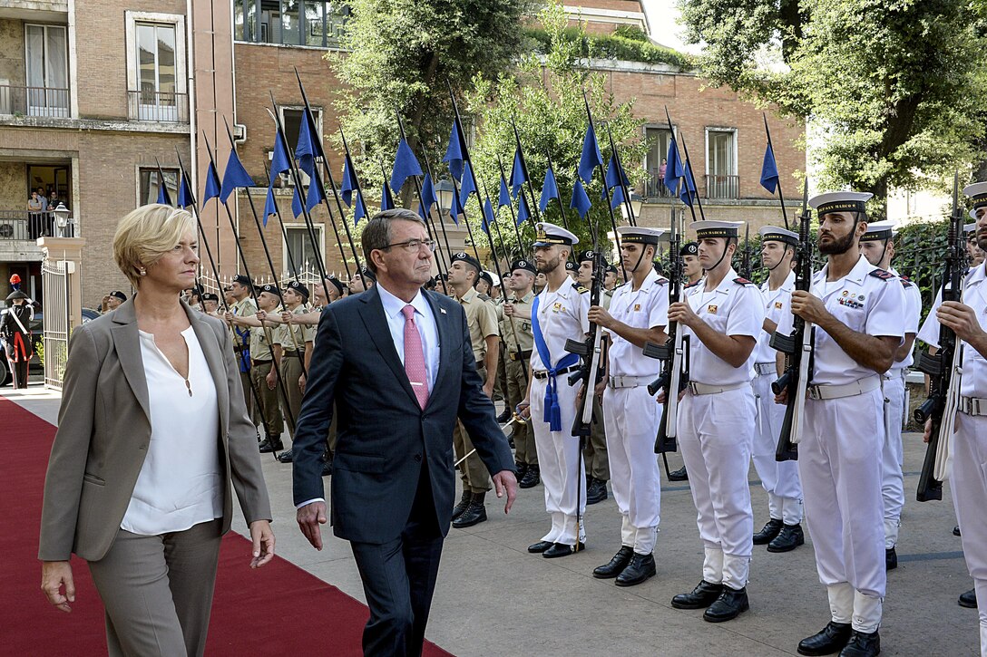 U.S. Defense Secretary Ash Carter and Italian Defense Minister Roberta Pinotti review the honor detachment at the Quirinal Palace in Rome, Oct. 7, 2015. Carter is on a five-day trip to Europe to attend the NATO Defense Ministerial Conference in Brussels, and meet with counterparts in Spain, Italy and the United Kingdom. DoD photo by U.S. Army Sgt. 1st Class Clydell Kinchen