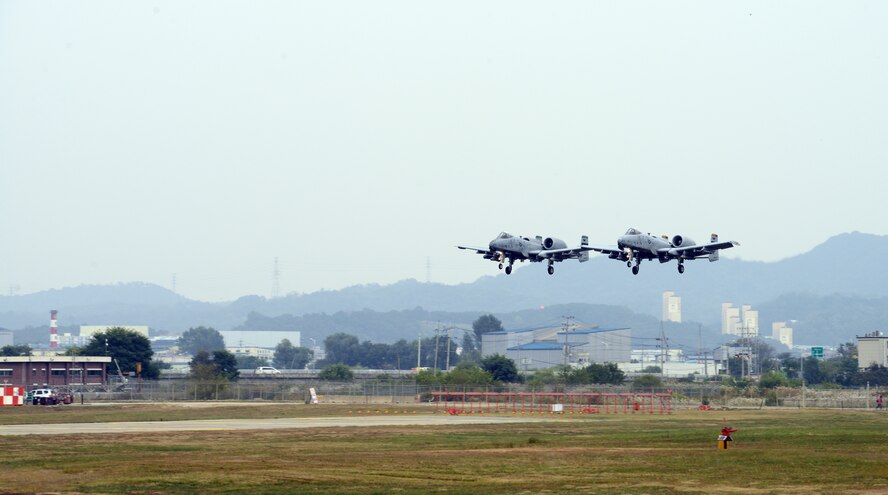 A-10s land at Osan