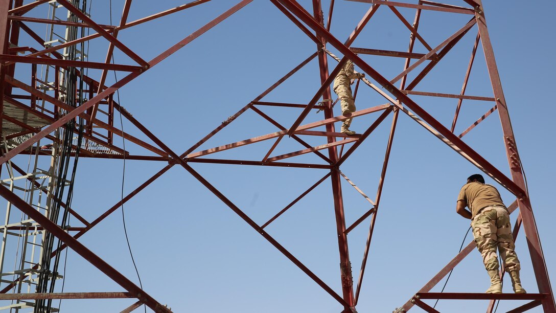 Soldiers with the 7th Iraqi Army Division’s media cell attach a radio antenna to a broadcast tower at Al Asad Air Base, Iraq, Sept. 28, 2015. The antenna, and its accompanying Radio in a Box, were provided by Iraq’s Ministry of Defense through the Iraq Train and Equip Fund. The fund was established by Combined Joint Task Force – Operation Inherent Resolve, a part of the multinational coalition force that helps improve the Iraqi military’s ability to fight against the Islamic State of Iraq and the Levant by providing training and advice to its soldiers and officers.