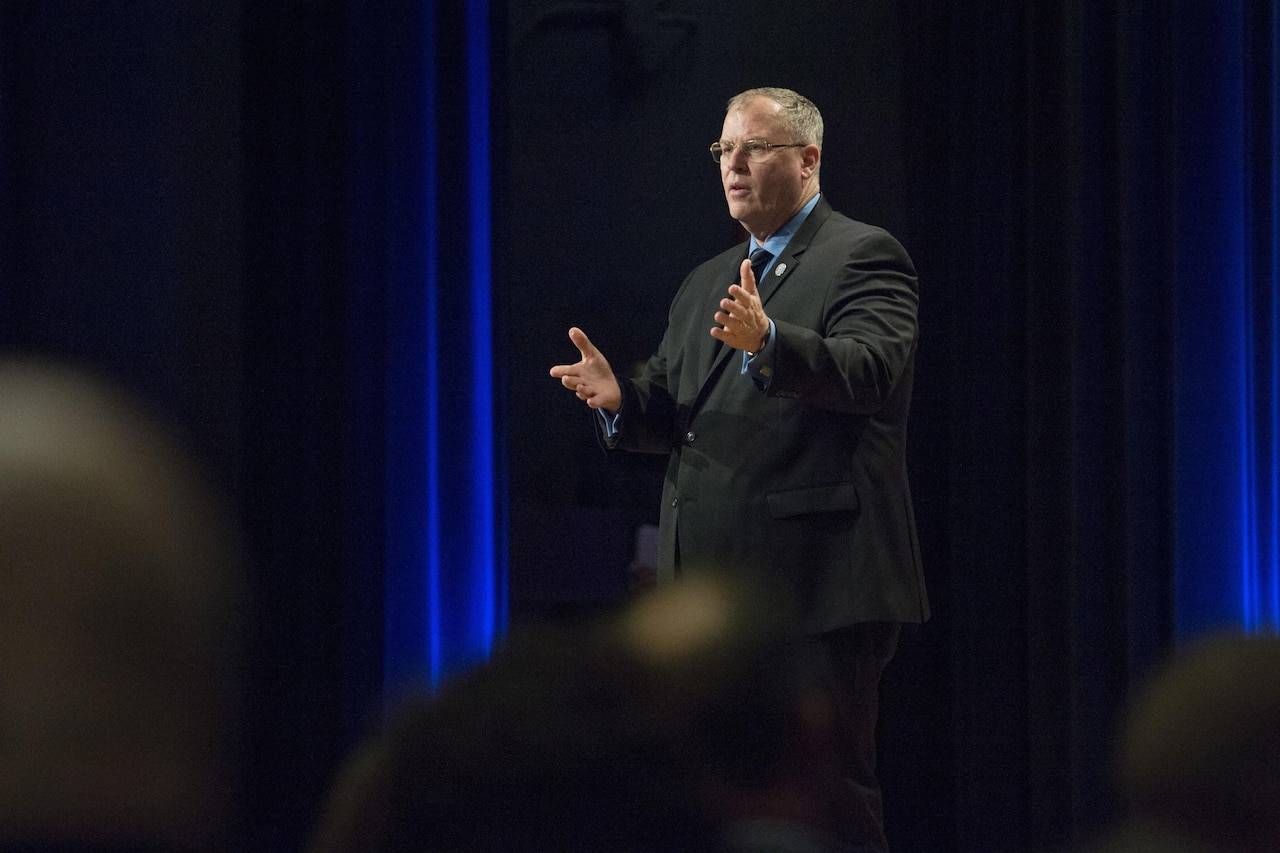 Deputy Defense Secretary Bob Work delivers remarks during the Defense Department's civilian awards ceremony at the Pentagon, Oct. 8, 2015. DoD photo by U.S. Air Force Senior Master Sgt. Adrian Cadiz