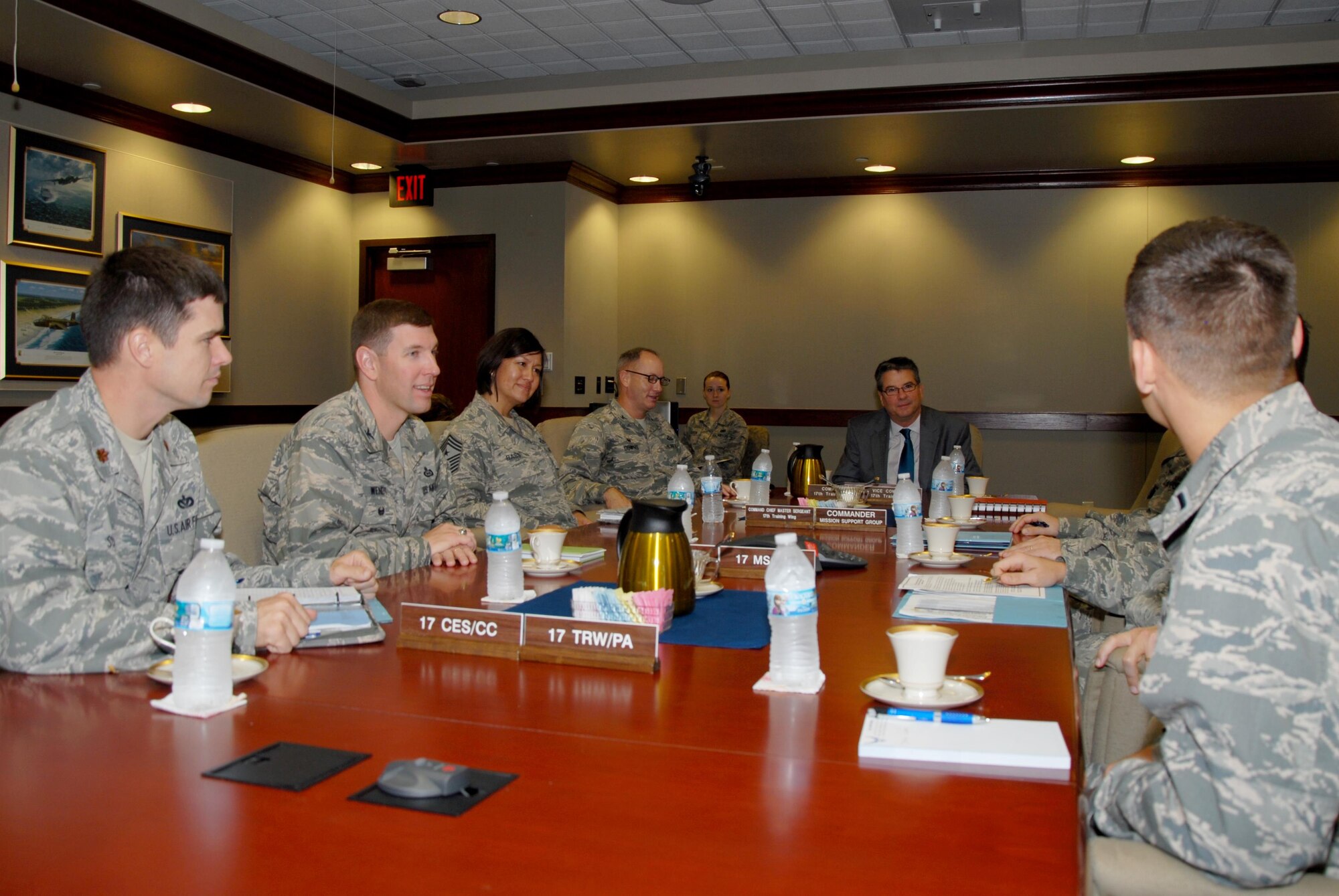Sen. Charles L. Perry, 28th District of Texas Agriculture, Water and Rural Affairs Chairman, meets 17th Training Wing leaders at the Norma Brown Building on Goodfellow Air Force Base, Texas, Oct. 8, 2015. Perry visited Goodfellow to learn about the training conducted on base. (U.S. Air Force photo by Senior Airman Joshua Edwards/Released)