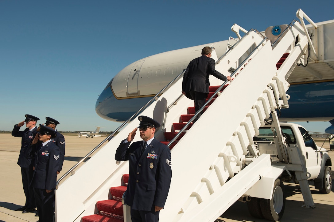 U.S. Defense Secretary Ash Carter departs Joint Base Andrews, Md., as he prepares to travel to Boston to meet with Australian Defense Minister Marise Payne, Oct. 12, 2015. DoD photo by Air Force Senior Master Sgt. Adrian Cadiz