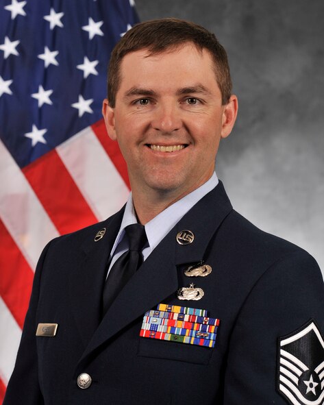 Master Sgt. Gregory T. Kuhse, 38, of Kalamazoo, Mich., died Oct. 11, 2015, in a British Puma Mk2 helicopter crash in Kabul, Afghanistan. (Courtesy photo)