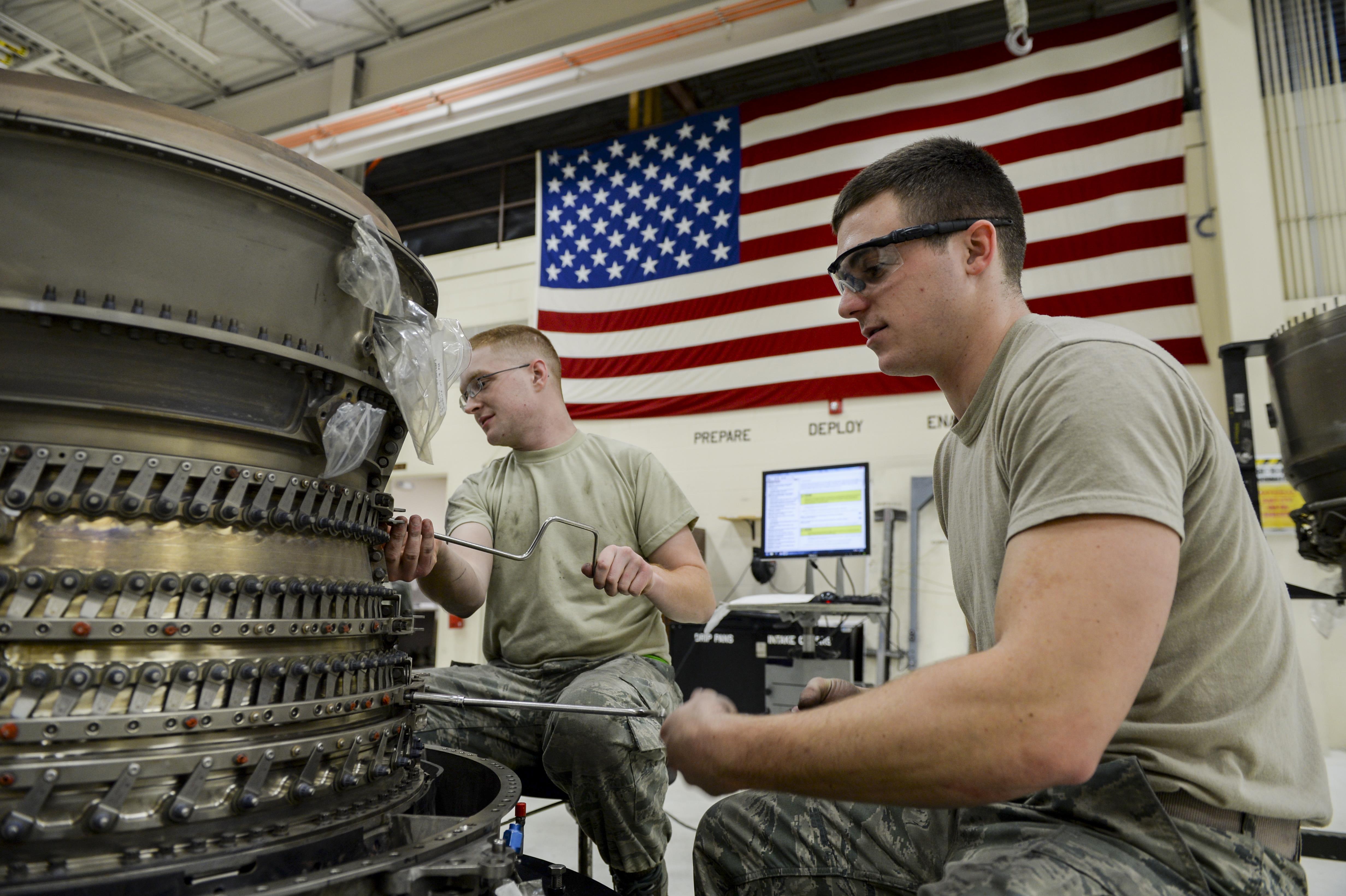 Eielson engine shop ensures routine care, maintenance for F16s > Air