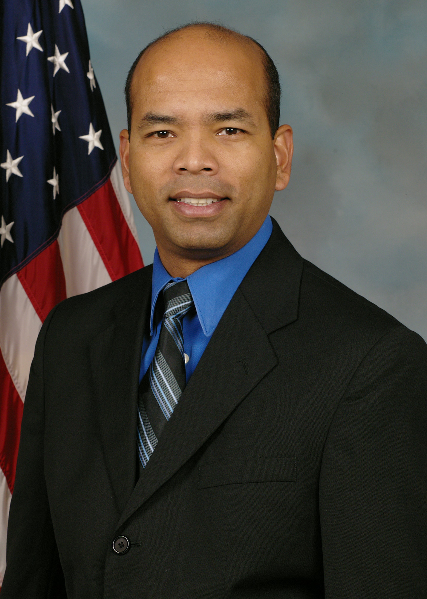 Dr. Wellesley Pereira was among five AFRL researchers to receive a Scientist and Engineer Early Career Award.  
