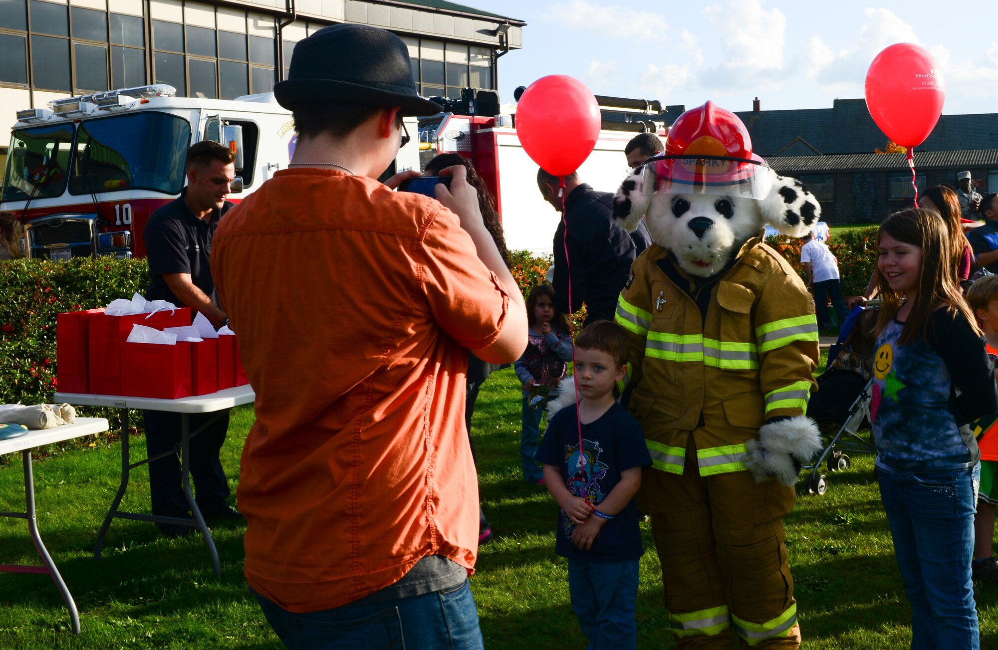 Firefighters teach prevention, preparation > Royal Air Force Lakenheath ...