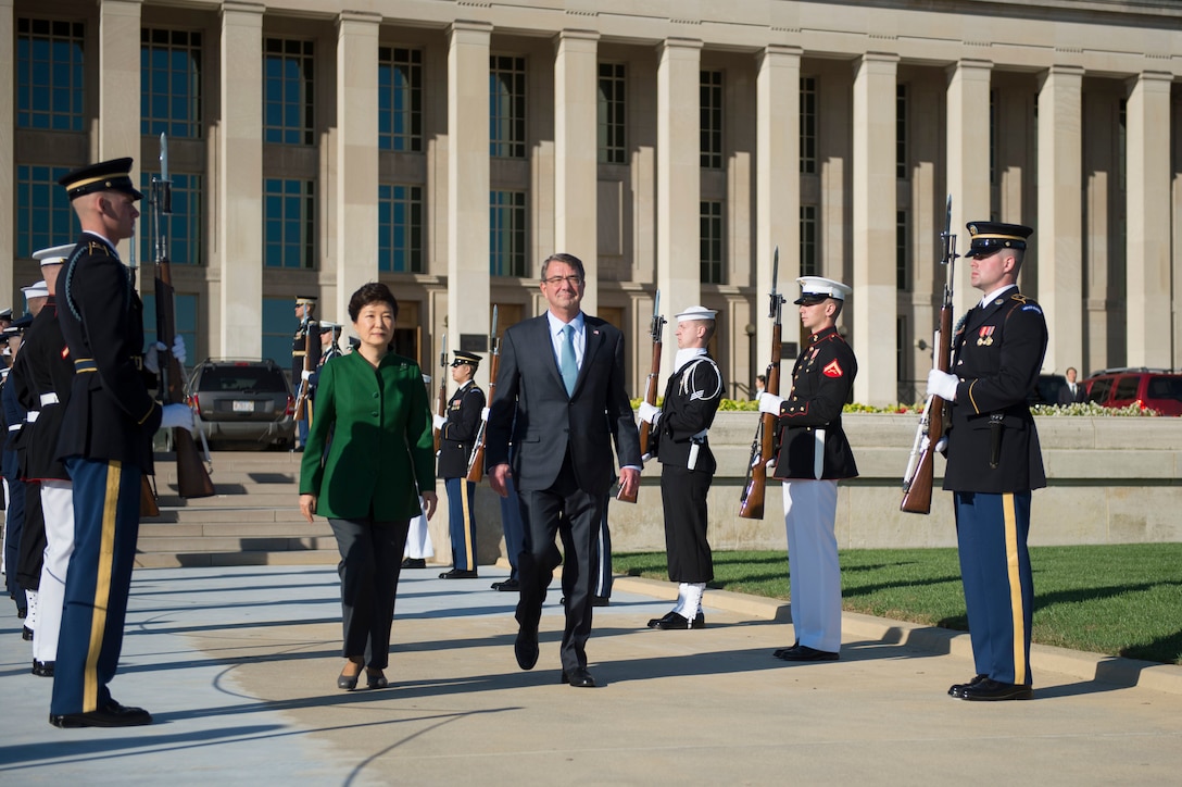 U.S. Defense Secretary Ash Carter walks with South Korean President Park Geun-hye as he welcomes her to the Pentagon, Oct. 15, 2015. DoD photo by U.S. Air Force Senior Master Sgt. Adrian Cadiz