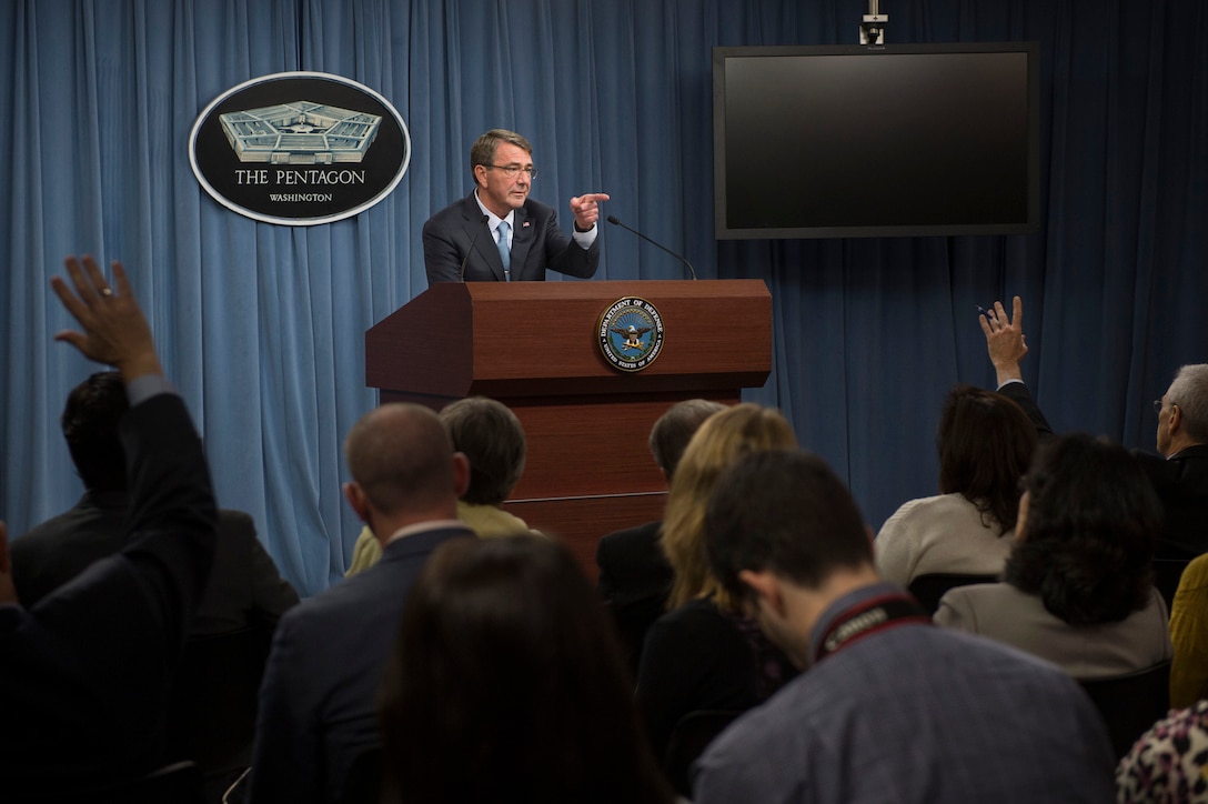 Defense Secretary Ash Carter speaks with reporters during a Pentagon press briefing about the U.S. troop posture in Afghanistan Oct. 15, 2015. DoD photo by U.S. Air Force Senior Master Sgt. Adrian Cadiz