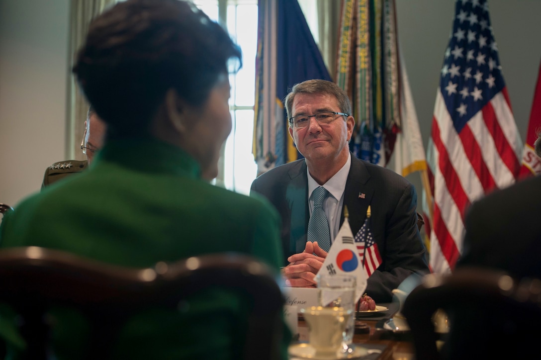 U.S. Defense Secretary Ash Carter meets with South Korean President Park Geun-hye at the Pentagon, Oct. 15, 2015. DoD photo by U.S. Air Force Senior Master Sgt. Adrian Cadiz