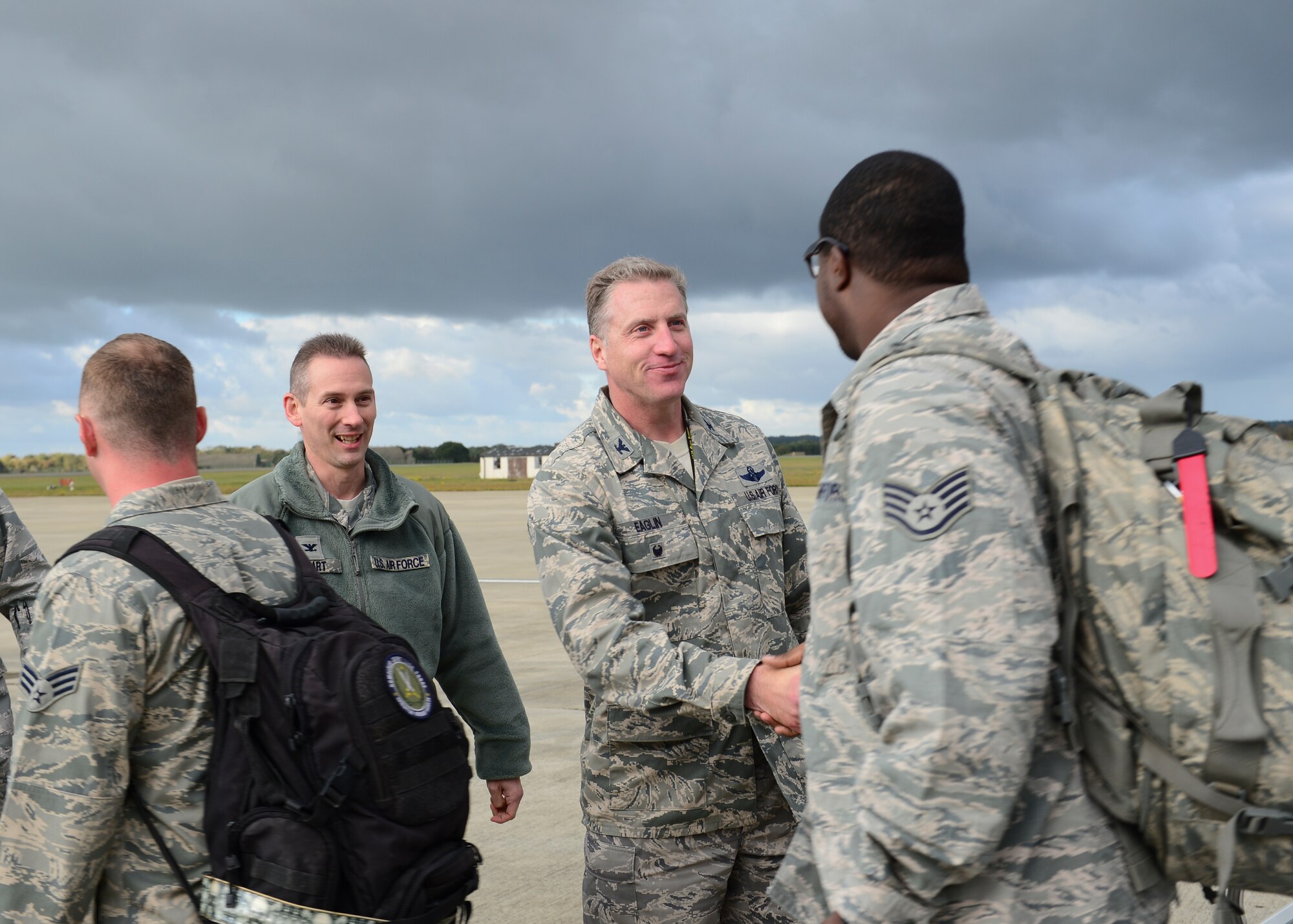 Wing leadership welcome home the pilots, weapon systems officers, maintainers and support personnel of the 494th Fighter Squadron and Aircraft Maintenance Unit at Royal Air Force Lakenheath, England, Oct. 14, 2015. While deployed, the Panthers flew 1,651 sorties and dropped more than 1,700 bombs in support of U.S. Central Command operations. (U.S. Air Force photo by Senior Airman Nigel Sandridge/Released)