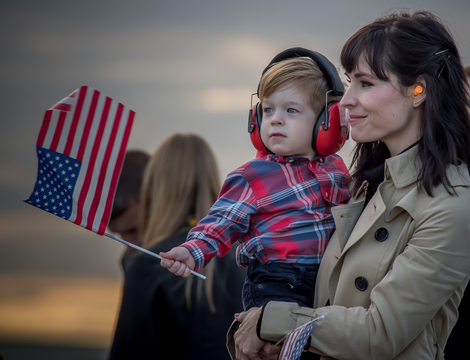 Families welcome home the pilots and weapon systems officers of the 494th Fighter Squadron at Royal Air Force Lakenheath, England, Oct. 9, 2015. While deployed, the Panthers flew 1,651 sorties and dropped more than 1,700 bombs in support of U.S. Central Command operations. (U.S. Air Force photo by Senior Airman Trevor T. McBride/Released)