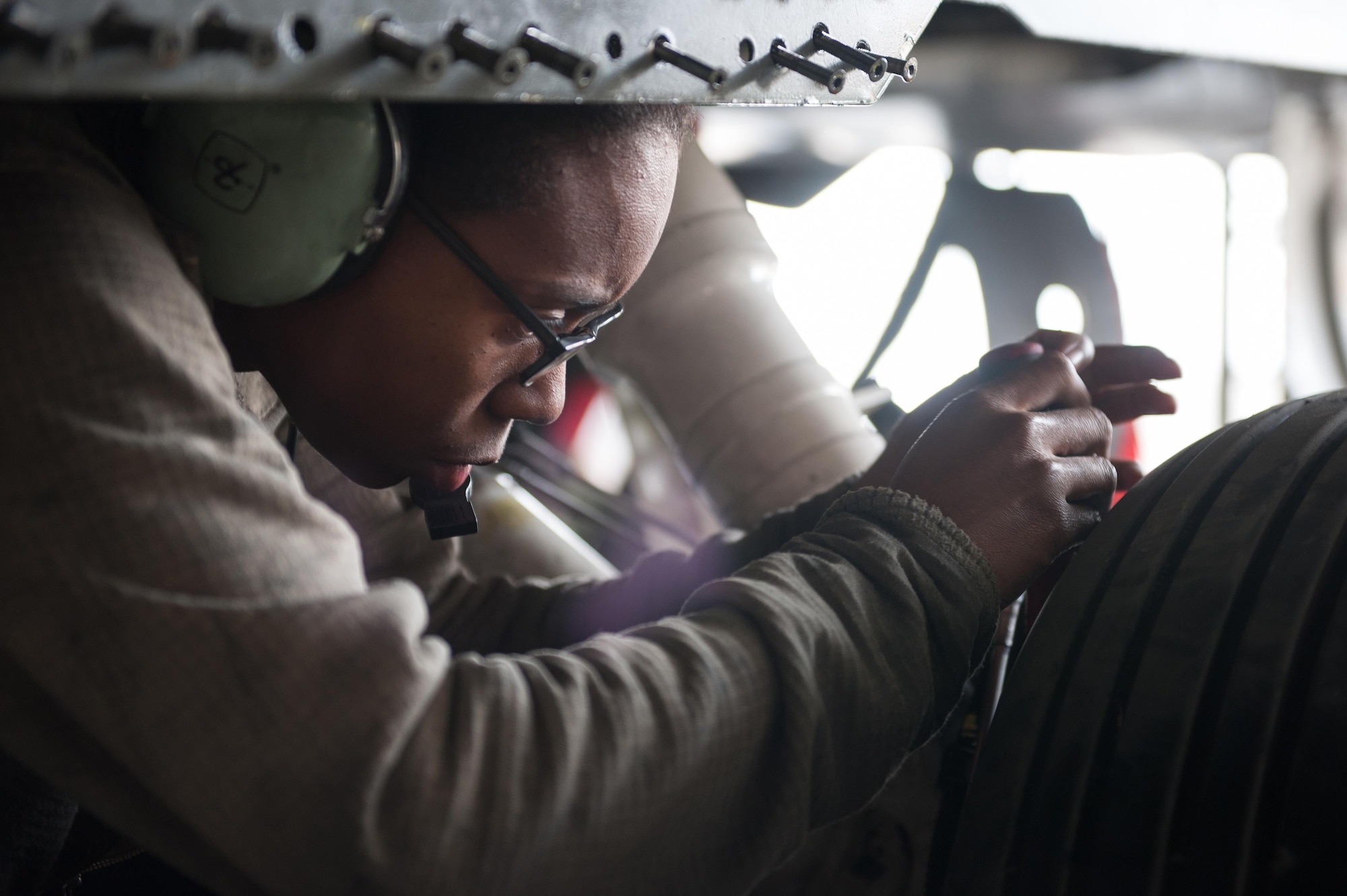 U.S. Air Force Senior Airman Kristina Manning assigned to the 455th Expeditionary Maintenance Squadron, works to complete a 400-hour phase inspection on an F-16 Fighting Falcon aircraft Oct. 18, 2015, at Bagram Airfield, Afghanistan. The 400 hour inspection lasts approximately 5 days from the time the aircraft is picked up from the flight line to the time it is returned.  (U.S. Air Force photo by Tech. Sgt. Joseph Swafford/Released)