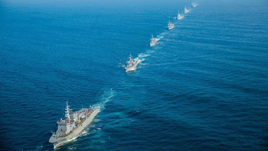 A Japan Maritime Self-Defense Force warship steams ahead, near Tokyo Bay, during the 28th iteration of the JMSDF Fleet Review, Oct. 18, 2015. Approximately 28 aircraft from the JMSDF, U.S. Navy, and U.S. Marine Corps flew above the warship. The fleet review allowed the JMSDF to assess its readiness and demonstrated the Japanese and the U.S. commitment to enduring prosperity and security in the Asia-Pacific region. 