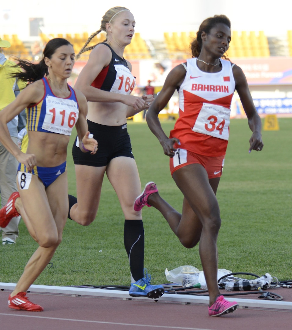 U.S. Air Force 2nd Lt. Annette  Eichenberger Melcher (center) competess in the final for the 800-meter run at the CISM World Games in MunGyeoung, South Korea, Oct. 5, 2015.  She finished 8th with at time of 2:07.61.