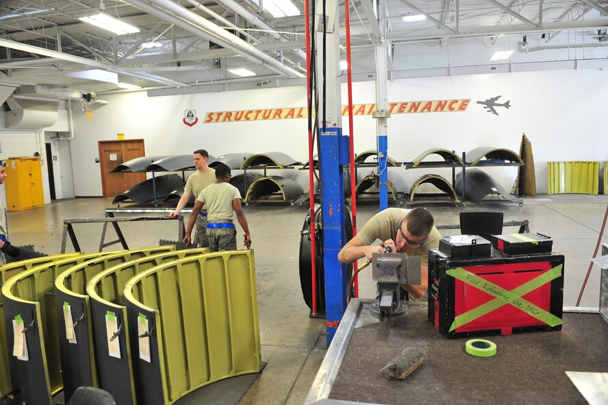 Airmen from the 5th Maintenance Squadron inventory and repair B-52H Stratofortress parts at Minot Air Force Base, N.D., Oct. 14, 2015. 5th MXS Airmen provide Team Minot with munitions, aircraft maintenance and maintenance operations support. (U.S. Air Force photo/Senior Airman Stephanie Morris)