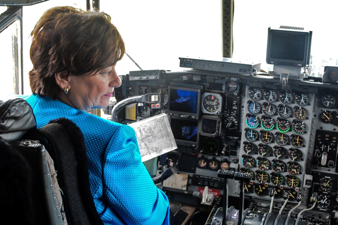 Missouri State Senators Robert Schaff and Jill Schupp tour Rosecrans Air National Guard Base, St. Joseph, Mo., on Oct 21, 2015.  The two senators were on a staff visit to tour the base. (U.S. Air National Guard photo by Senior Airman Bruce Jenkins)